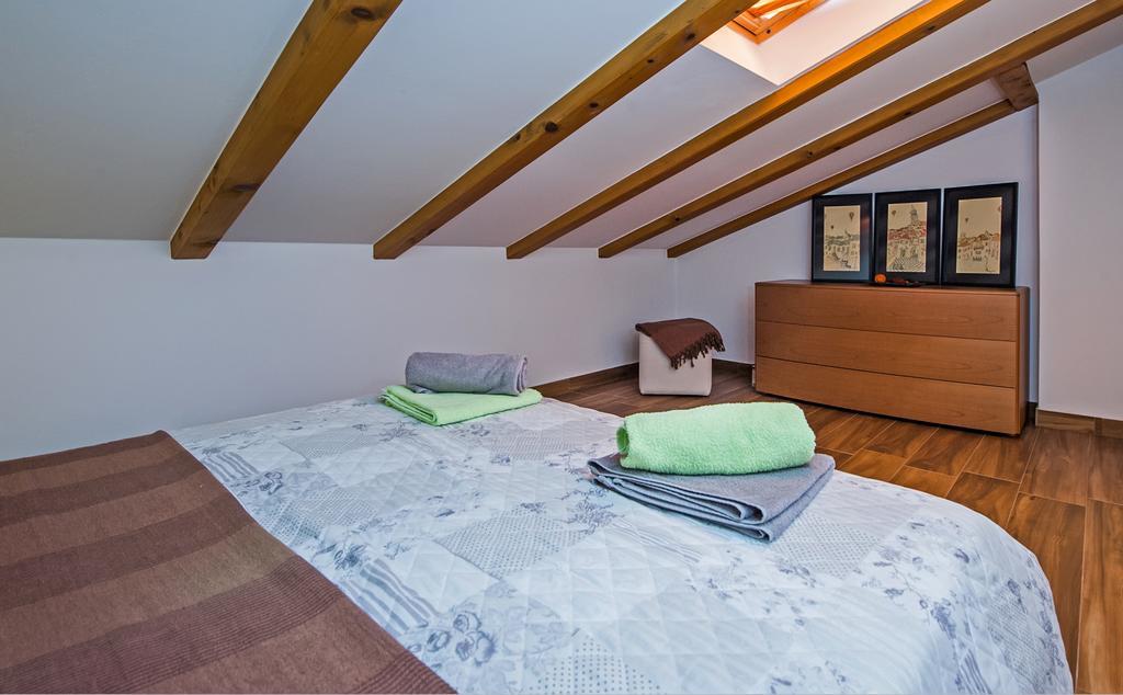 Apartment The Loft 罗维尼 外观 照片