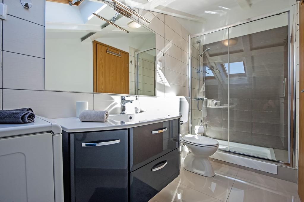 Apartment The Loft 罗维尼 外观 照片